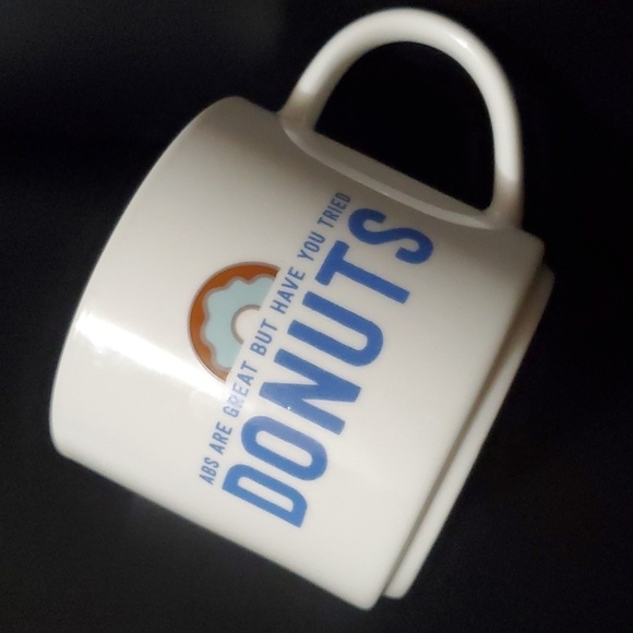 Room‎ Essentials porcelain DONUTS coffee mug cup vguc preowned used - Picture 2 of 9